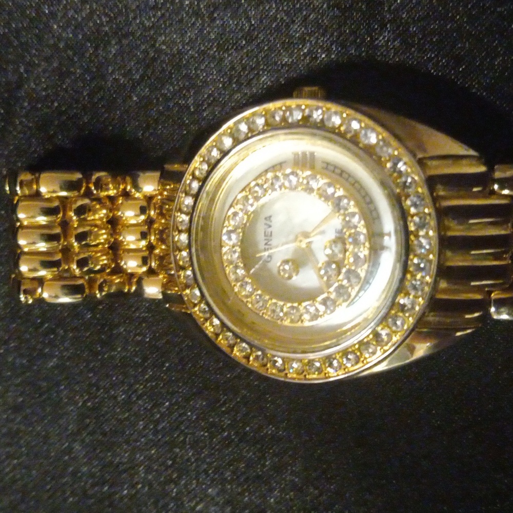 Geneva Elite watch